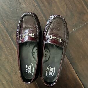 NWOT SAS loafers